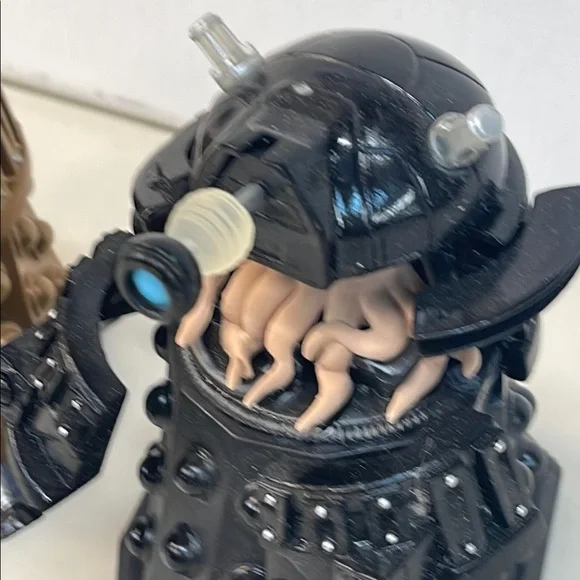 Set of 2 Dr. Who series Delek 3.5 inch figures by Funko pop - Picture 4 of 16
